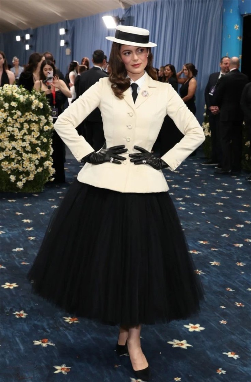 White Women Office Suits Skirt - đánh giá và giá Women Formal Wear Designers