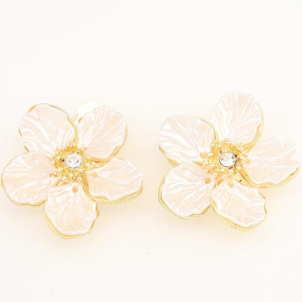 A Pair Vintage Petal Button Co - đánh giá và giá Women Formal Wear Designers